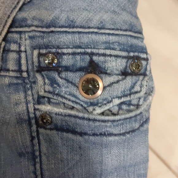 Women's True Religion Jeans - Picture 2 of 8